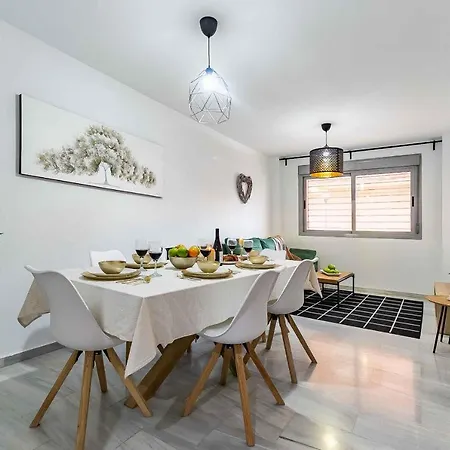 Bajo Urbano Boutique En Carlos Haya Con Terraza Y Parking Apartment Malaga