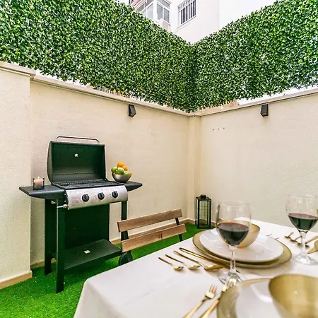 Apartment Bajo Urbano Boutique En Carlos Haya Con Terraza Y Parking *