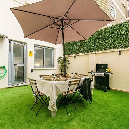 Bajo Urbano Boutique En Carlos Haya Con Terraza Y Parking Apartment