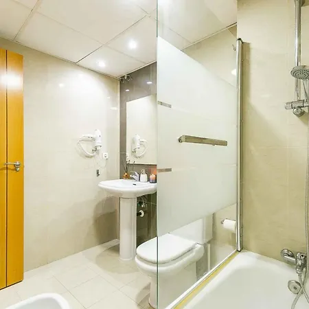 Apartment Bajo Urbano Boutique En Carlos Haya Con Terraza Y Parking Malaga