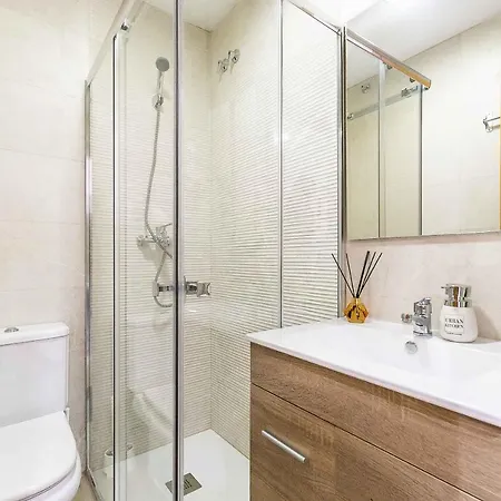 Apartment Bajo Urbano Boutique En Carlos Haya Con Terraza Y Parking Malaga