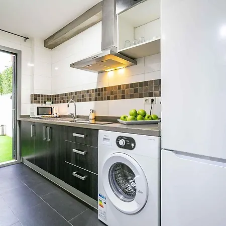 Bajo Urbano Boutique En Carlos Haya Con Terraza Y Parking Apartment Malaga
